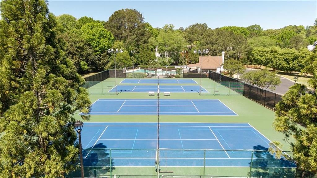 7805 N Spalding Lake Drive