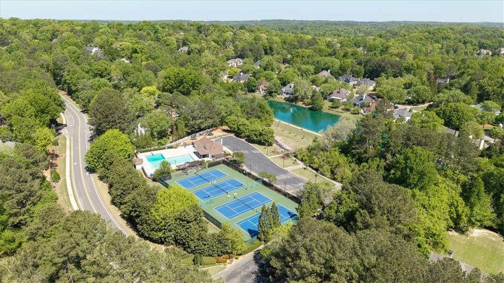 7805 N Spalding Lake Drive