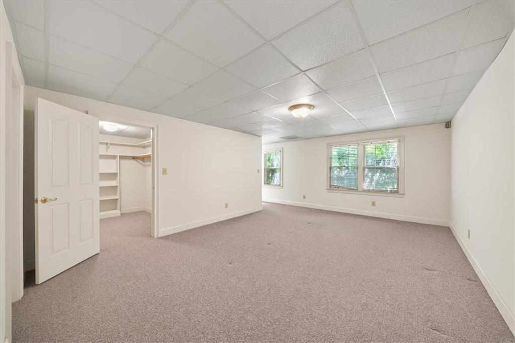 7805 N Spalding Lake Drive