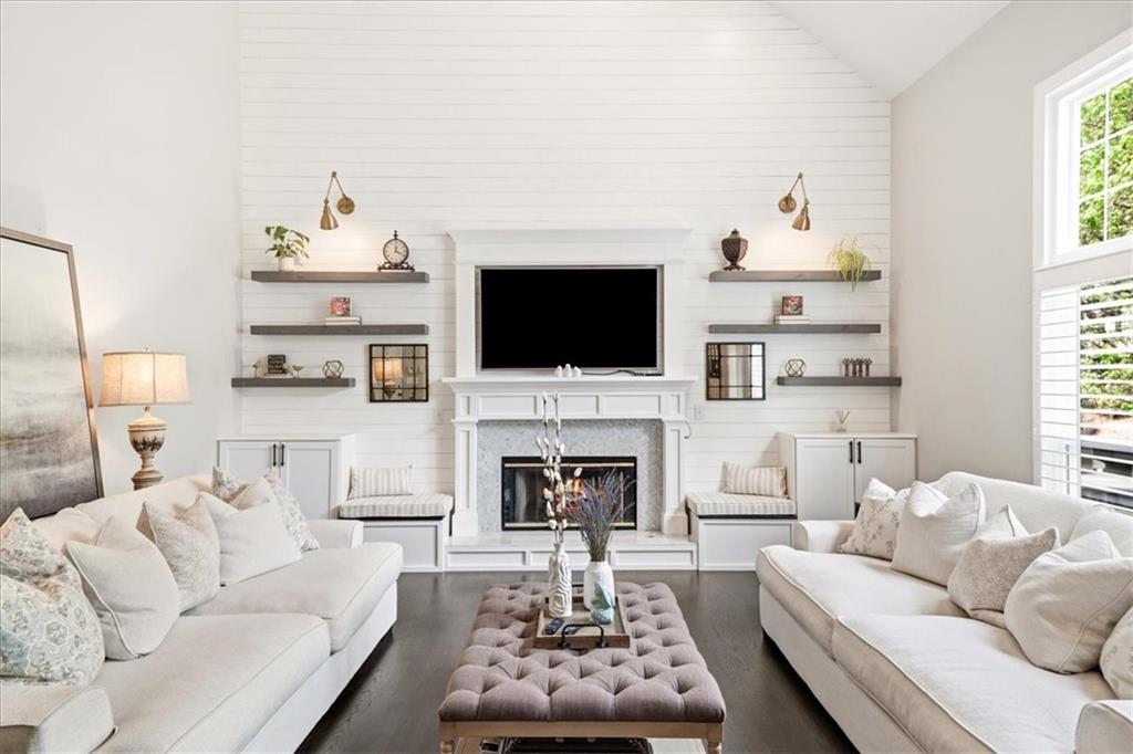 5077 Audley Lane