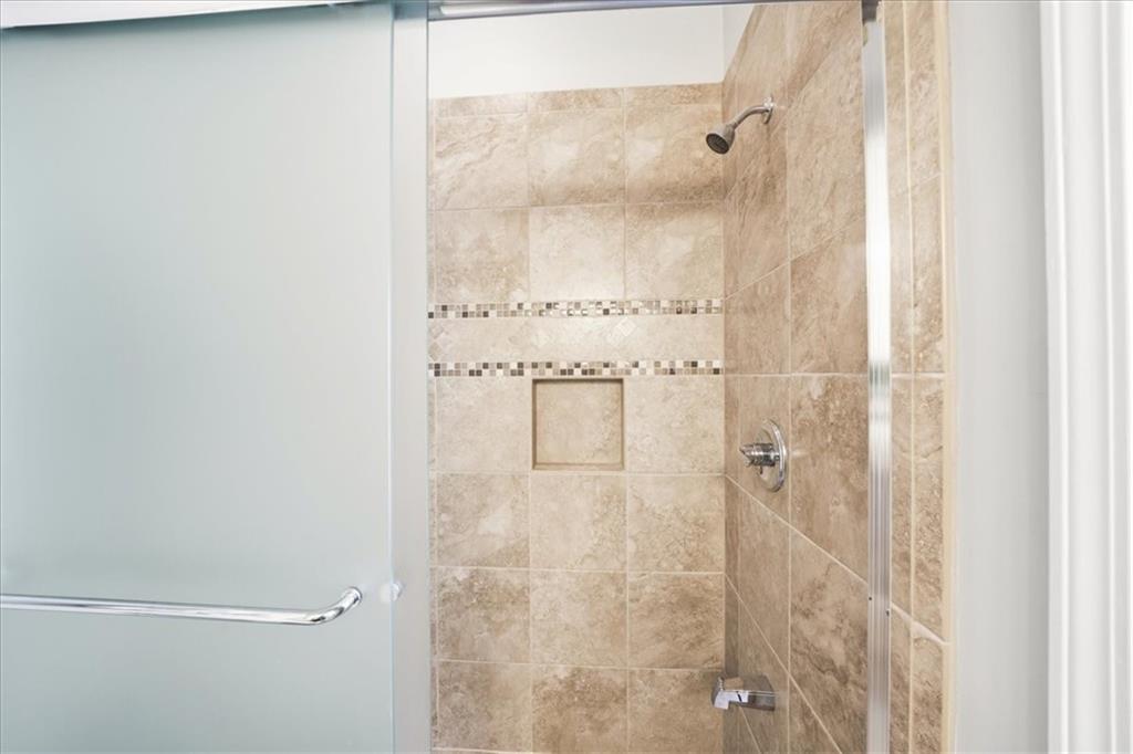 5077 Audley Lane