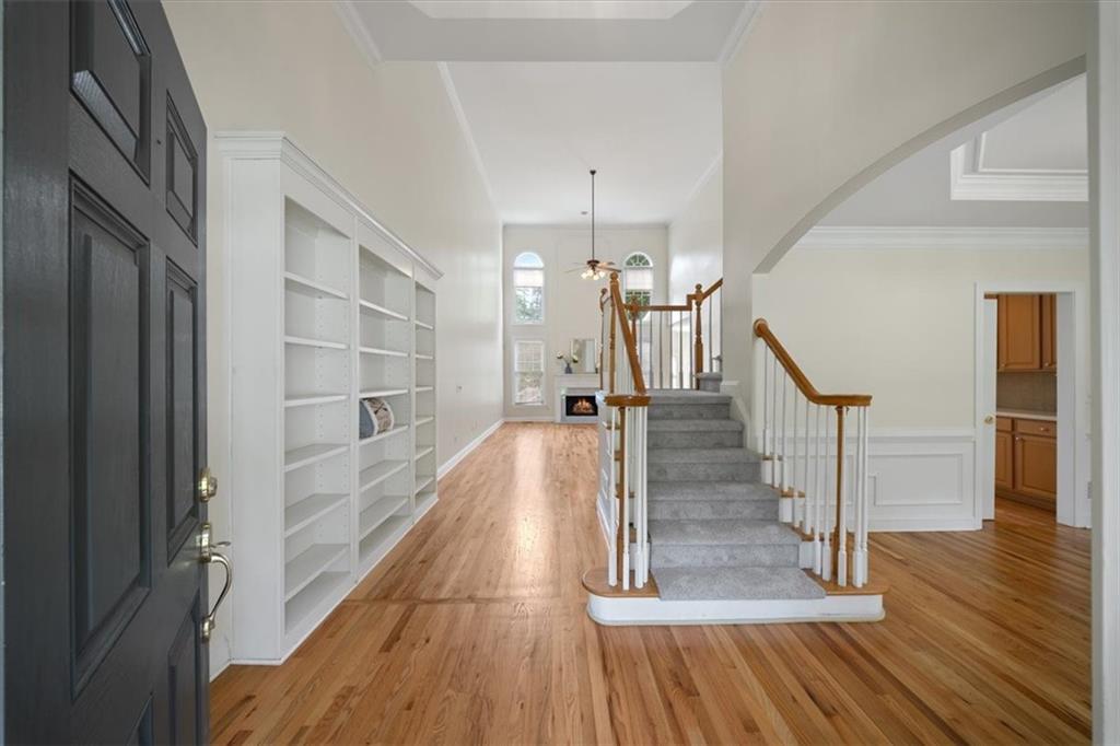 4906 Chimney Oaks Drive