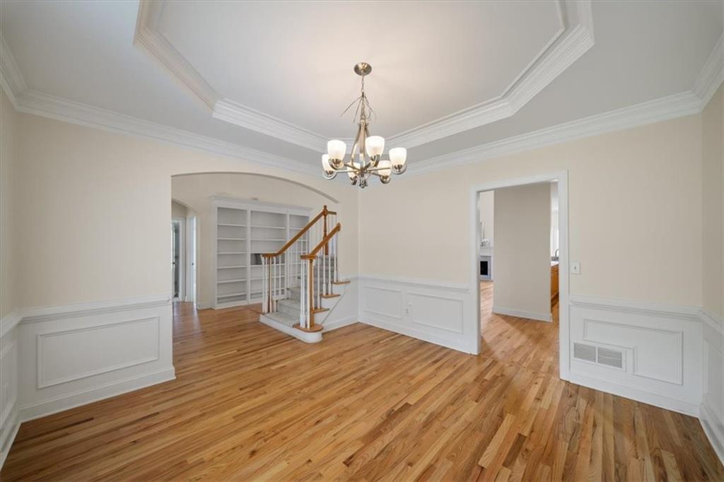 4906 Chimney Oaks Drive