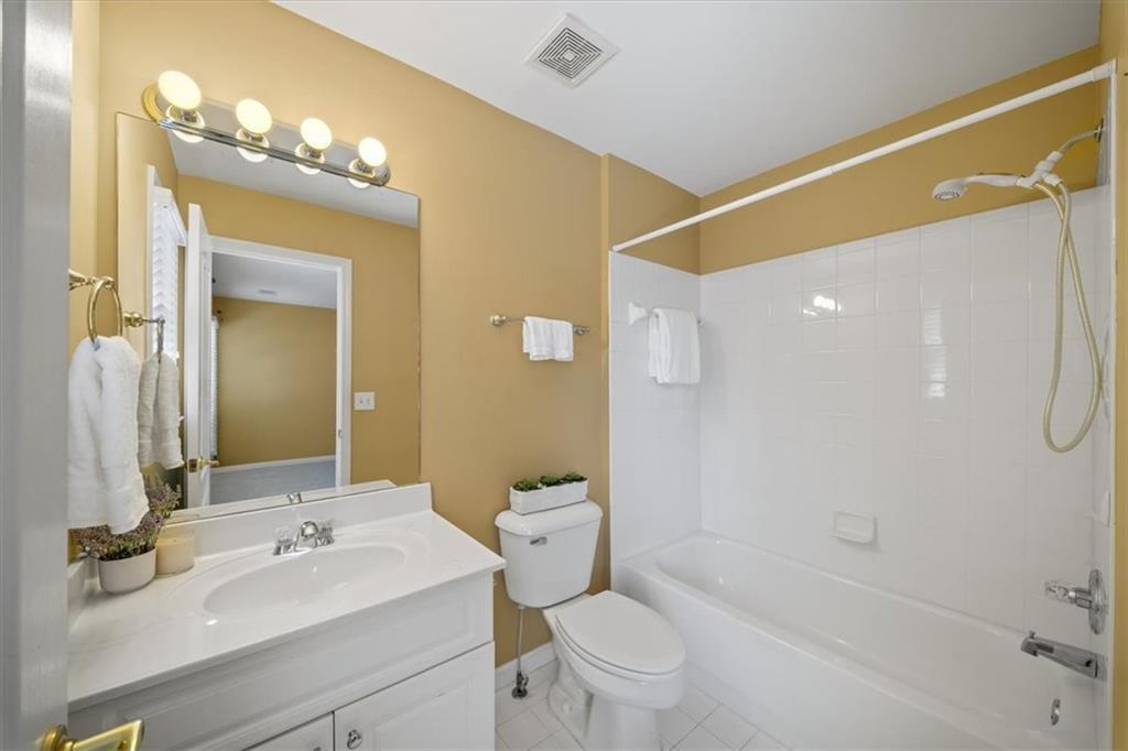 4906 Chimney Oaks Drive