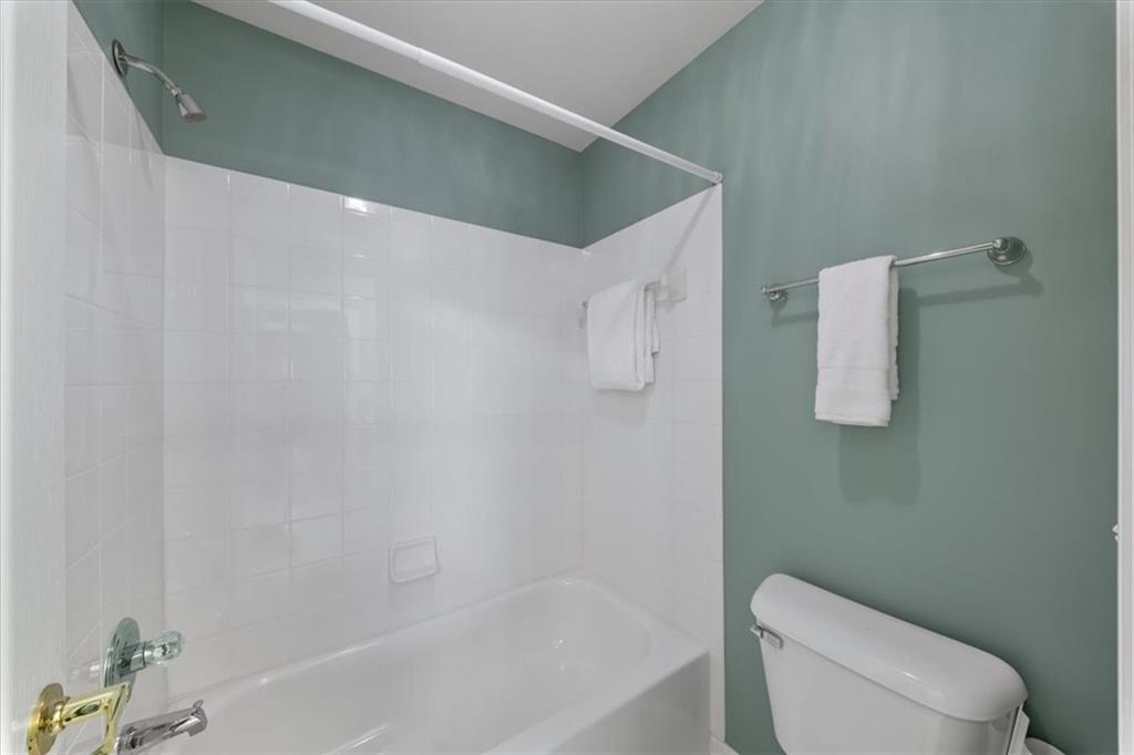 4906 Chimney Oaks Drive