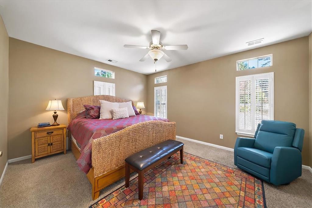 701 Redwood Pass