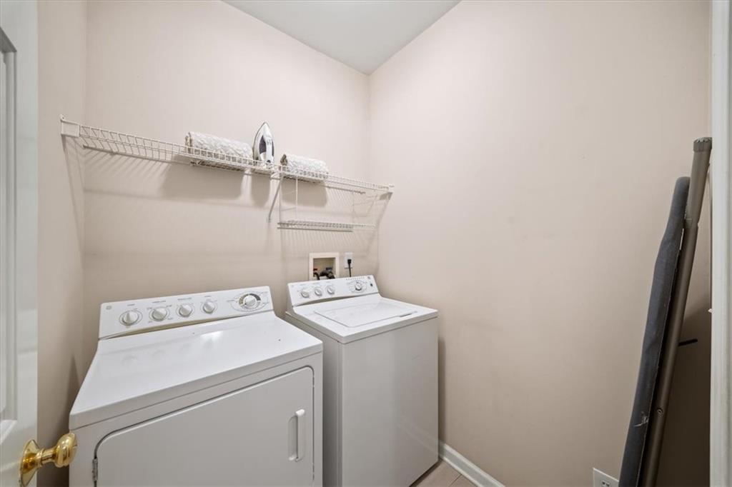 701 Redwood Pass