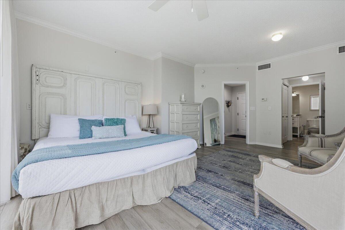8477 Gulf Boulevard APT 601