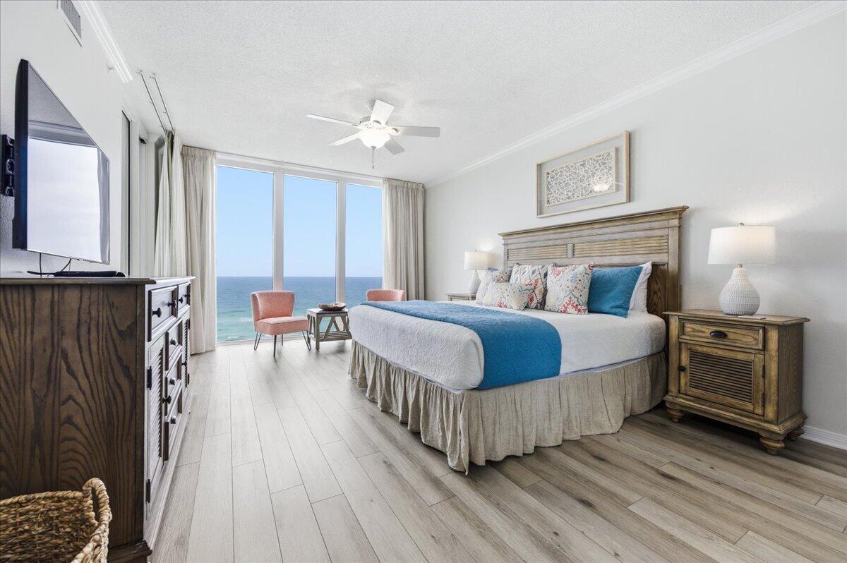 8477 Gulf Boulevard APT 601
