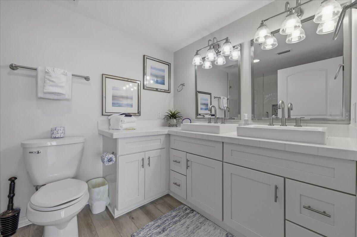 8477 Gulf Boulevard APT 601