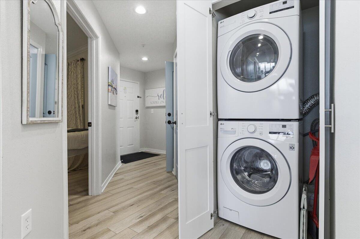 8477 Gulf Boulevard APT 601