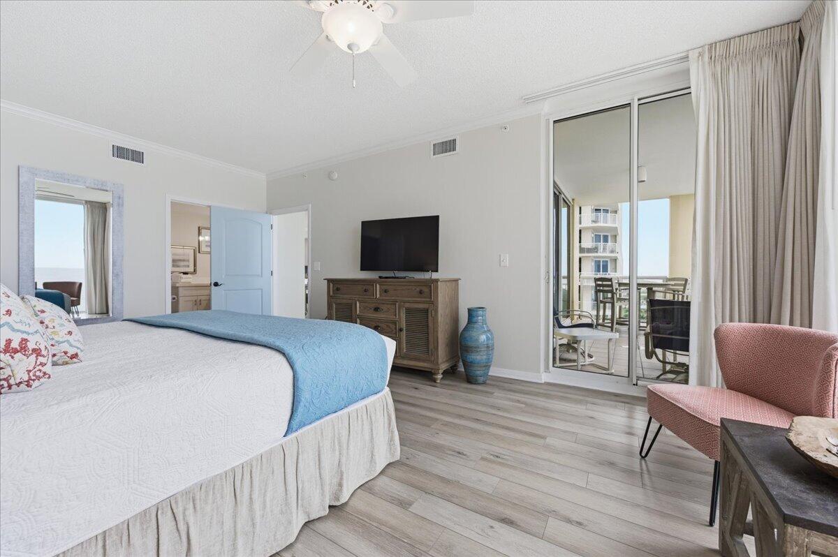 8477 Gulf Boulevard APT 601