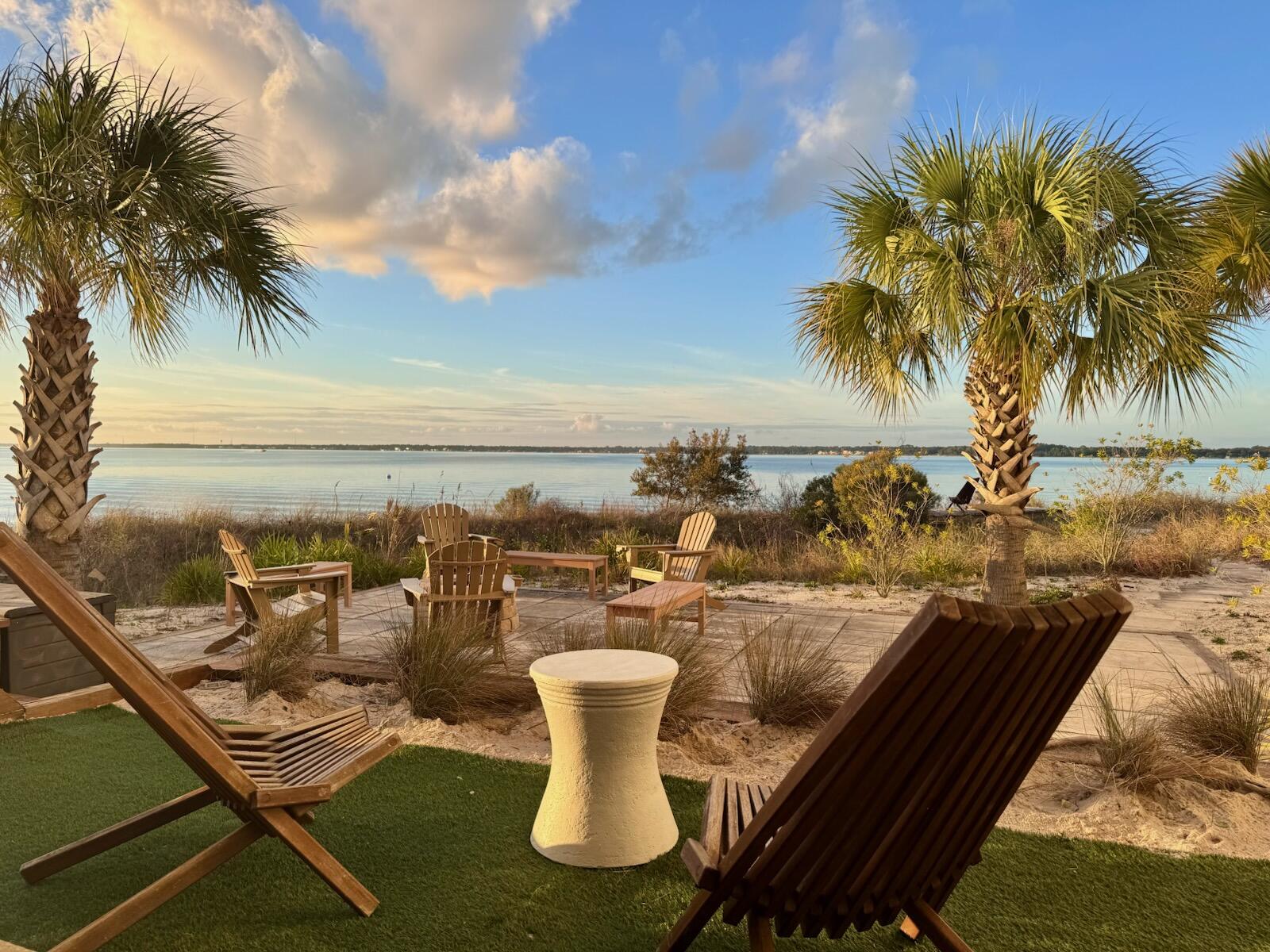1466 Seaside Circle