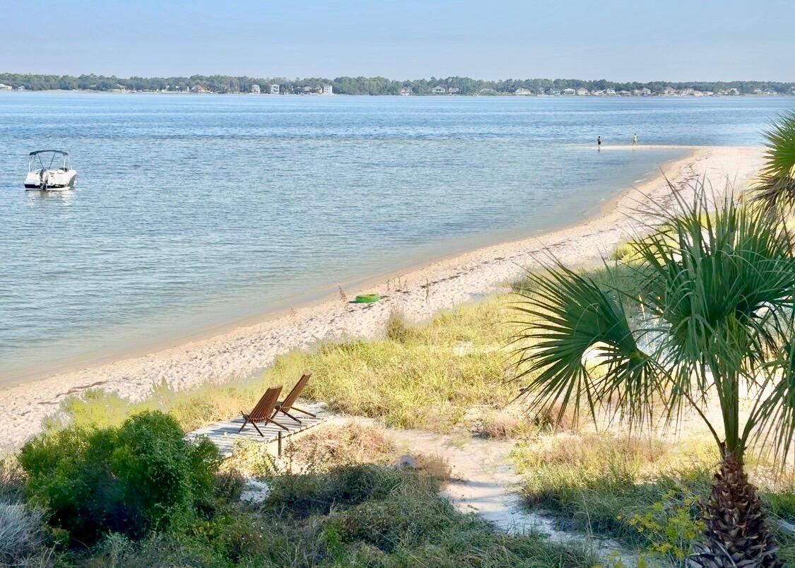 1466 Seaside Circle