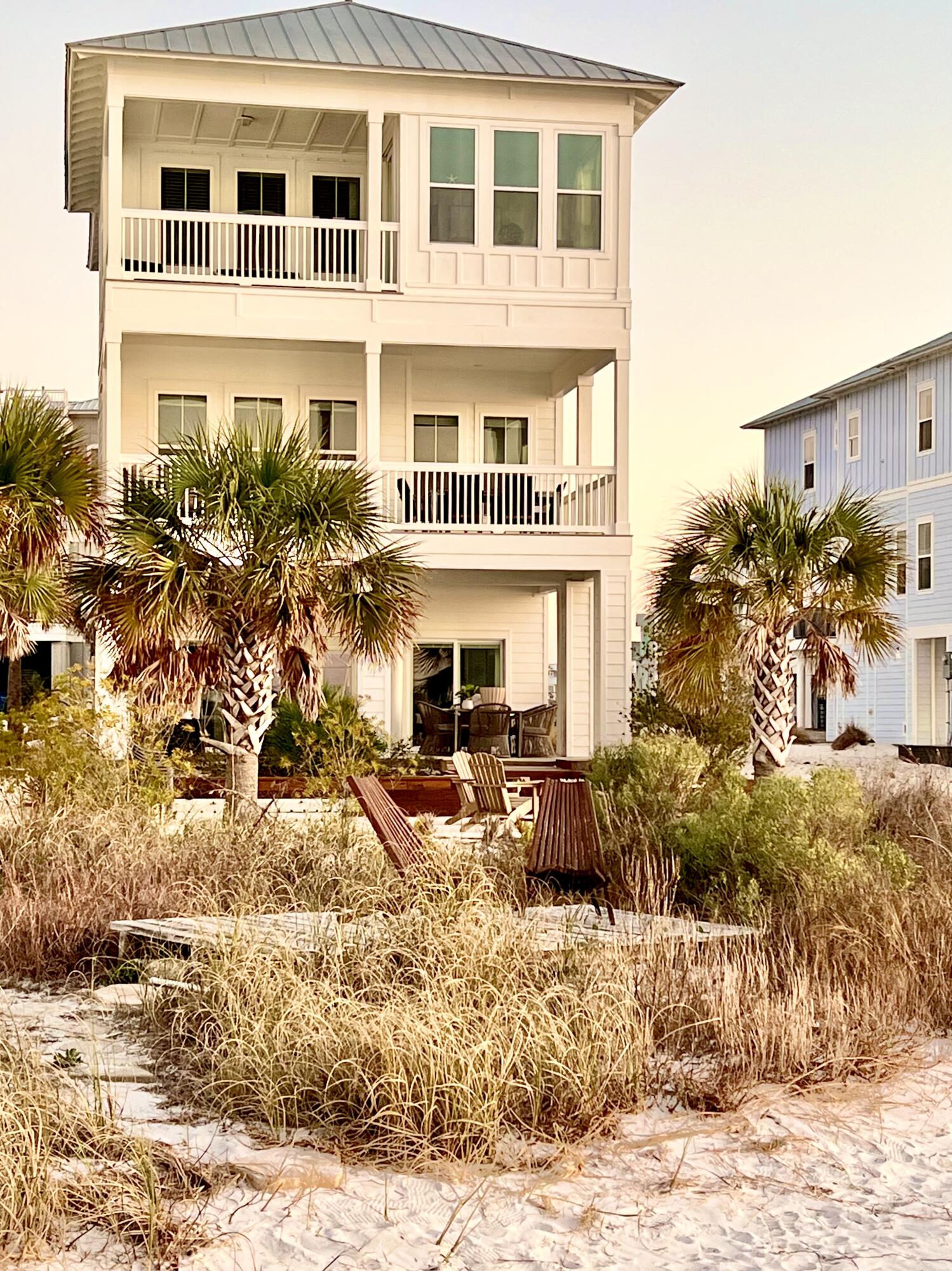 1466 Seaside Circle