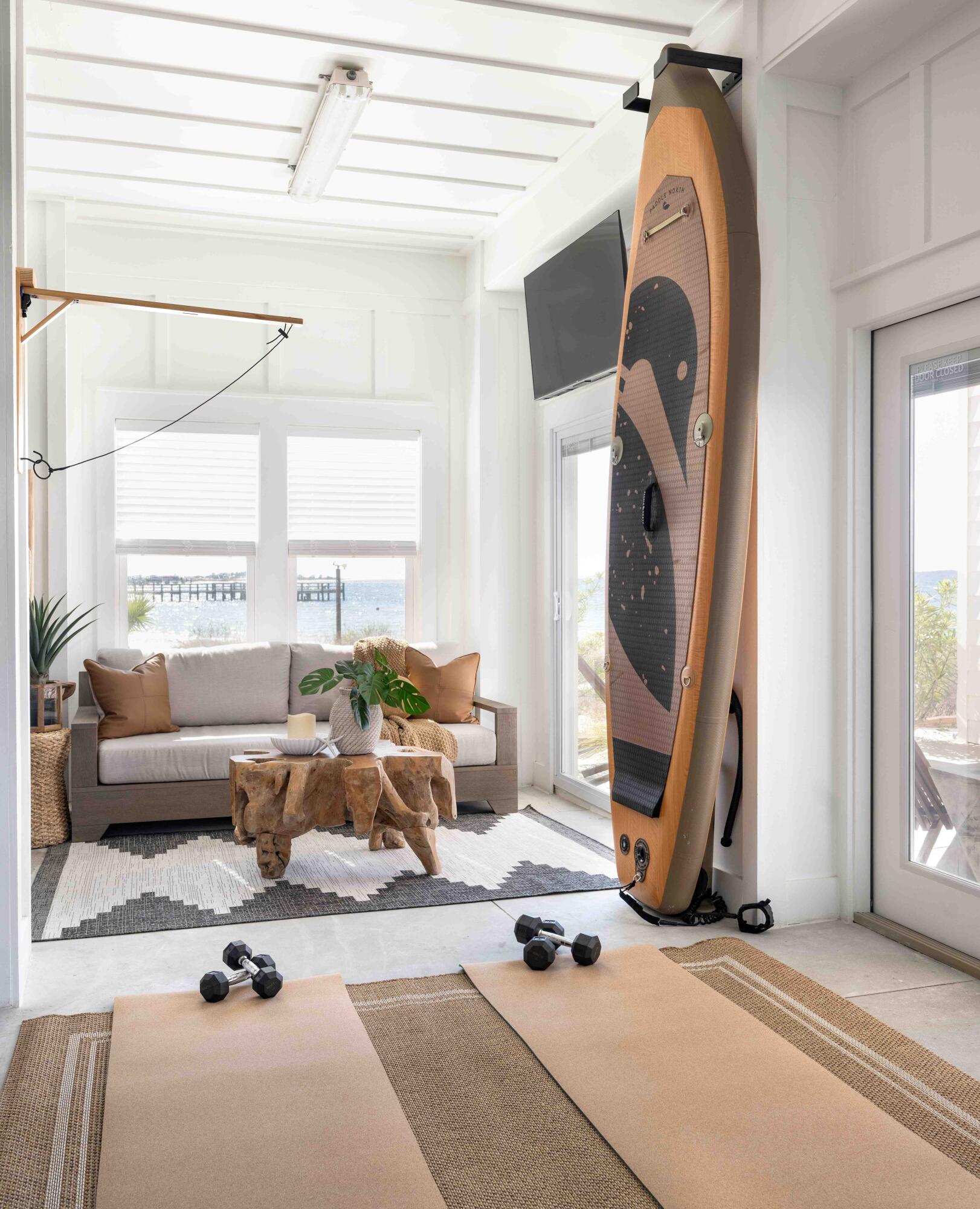 1466 Seaside Circle