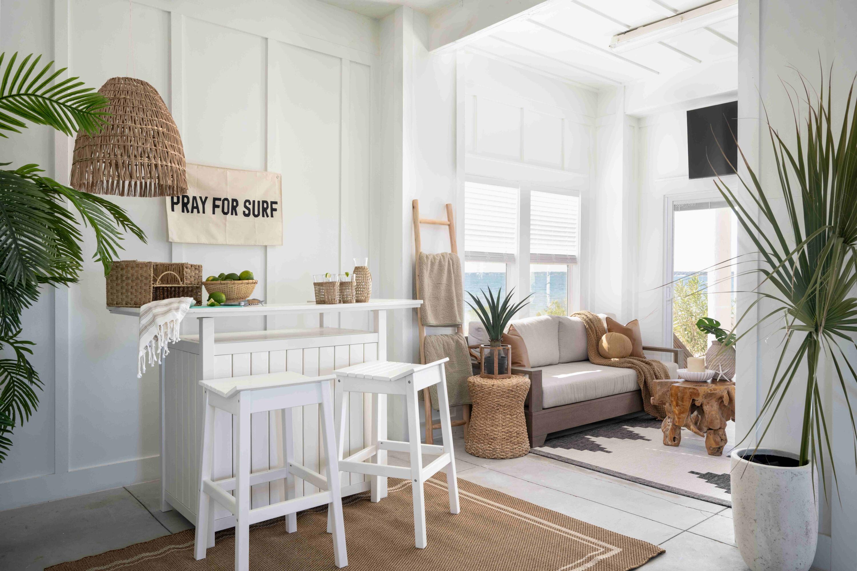 1466 Seaside Circle