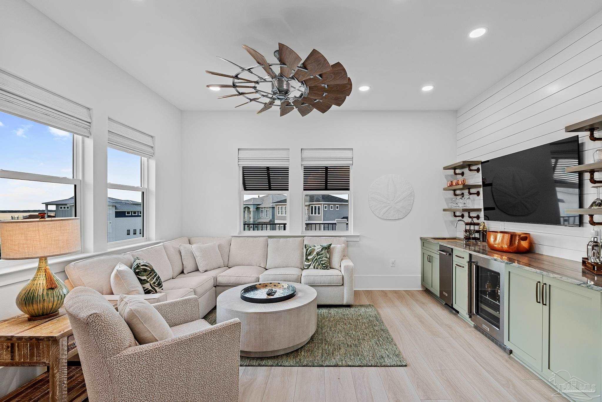 7355 Spinnaker Ct