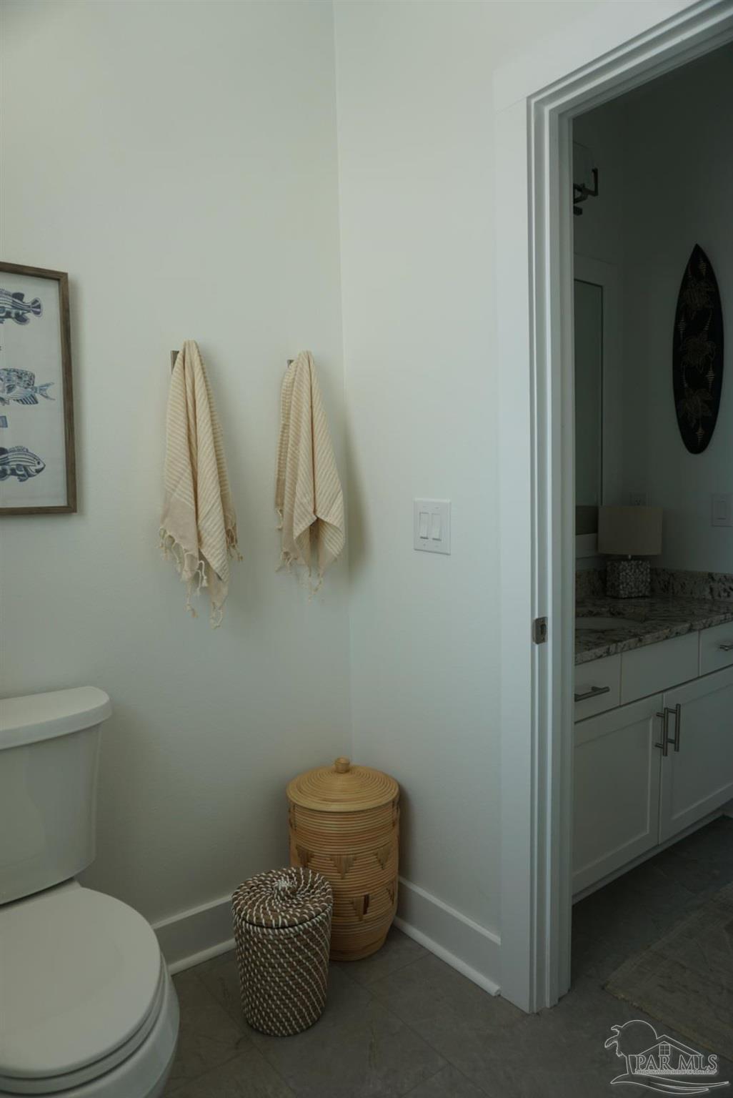 1466 Seaside Cir