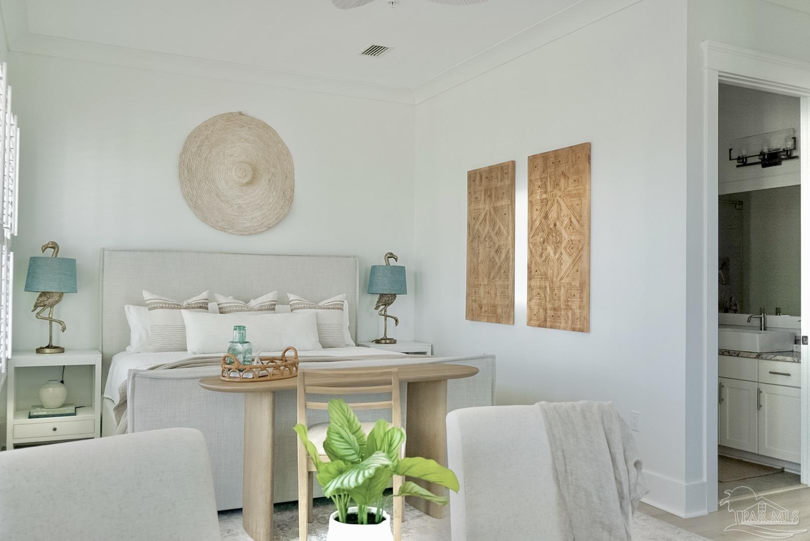 1466 Seaside Cir