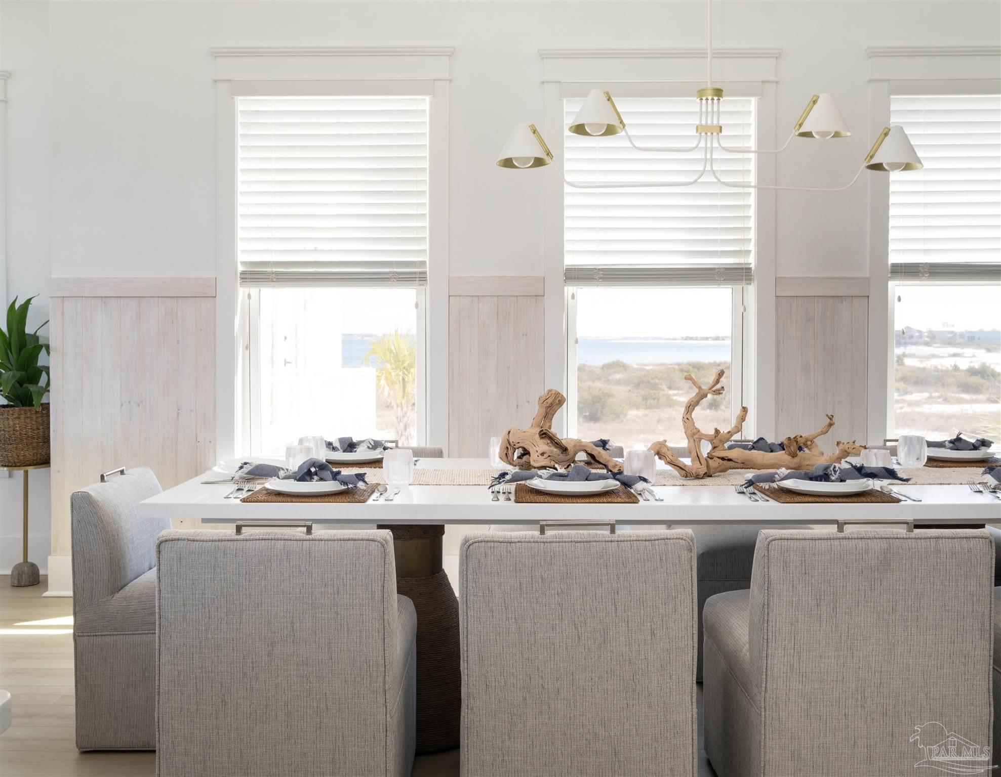 1466 Seaside Cir