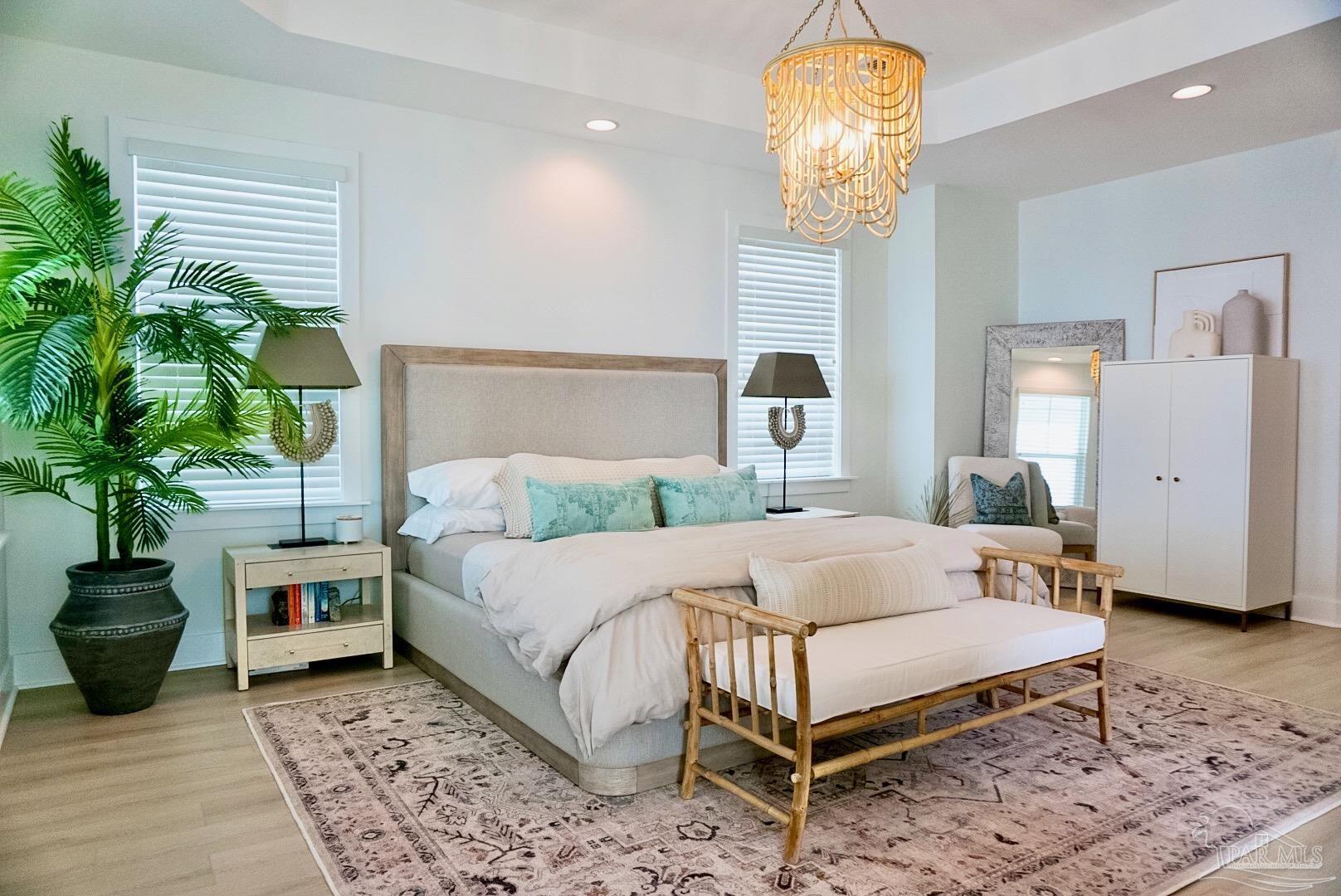 1466 Seaside Cir
