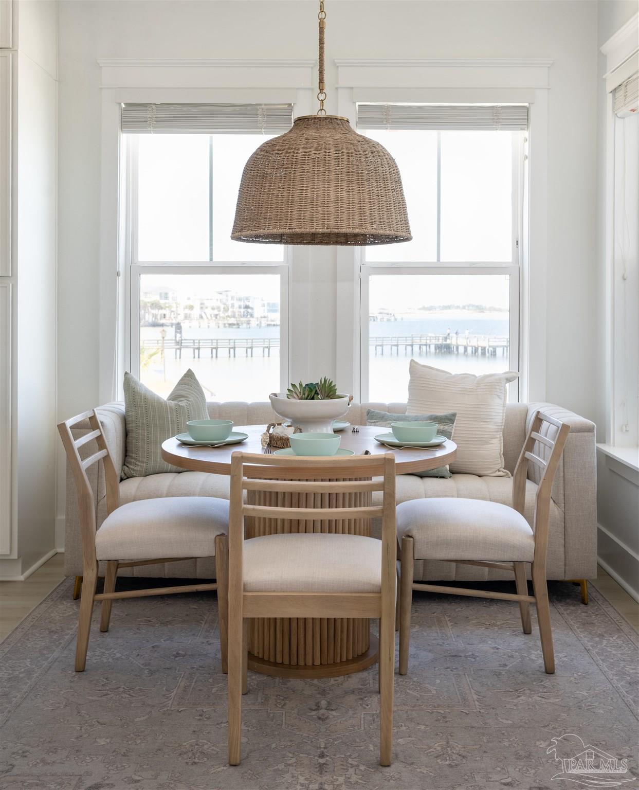 1466 Seaside Cir