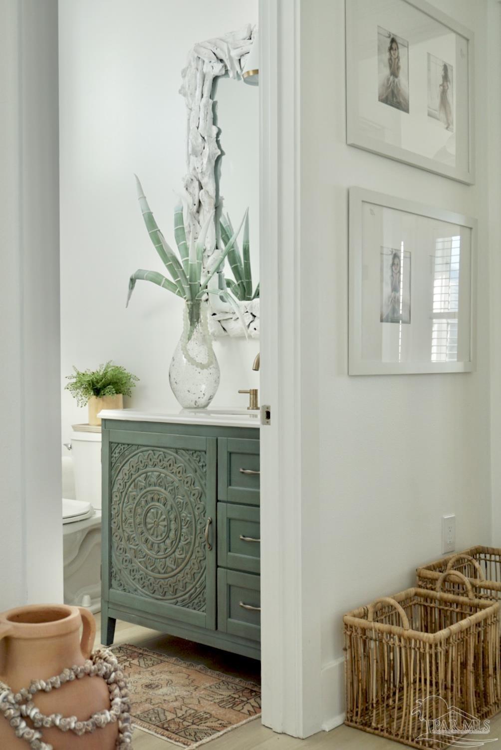 1466 Seaside Cir