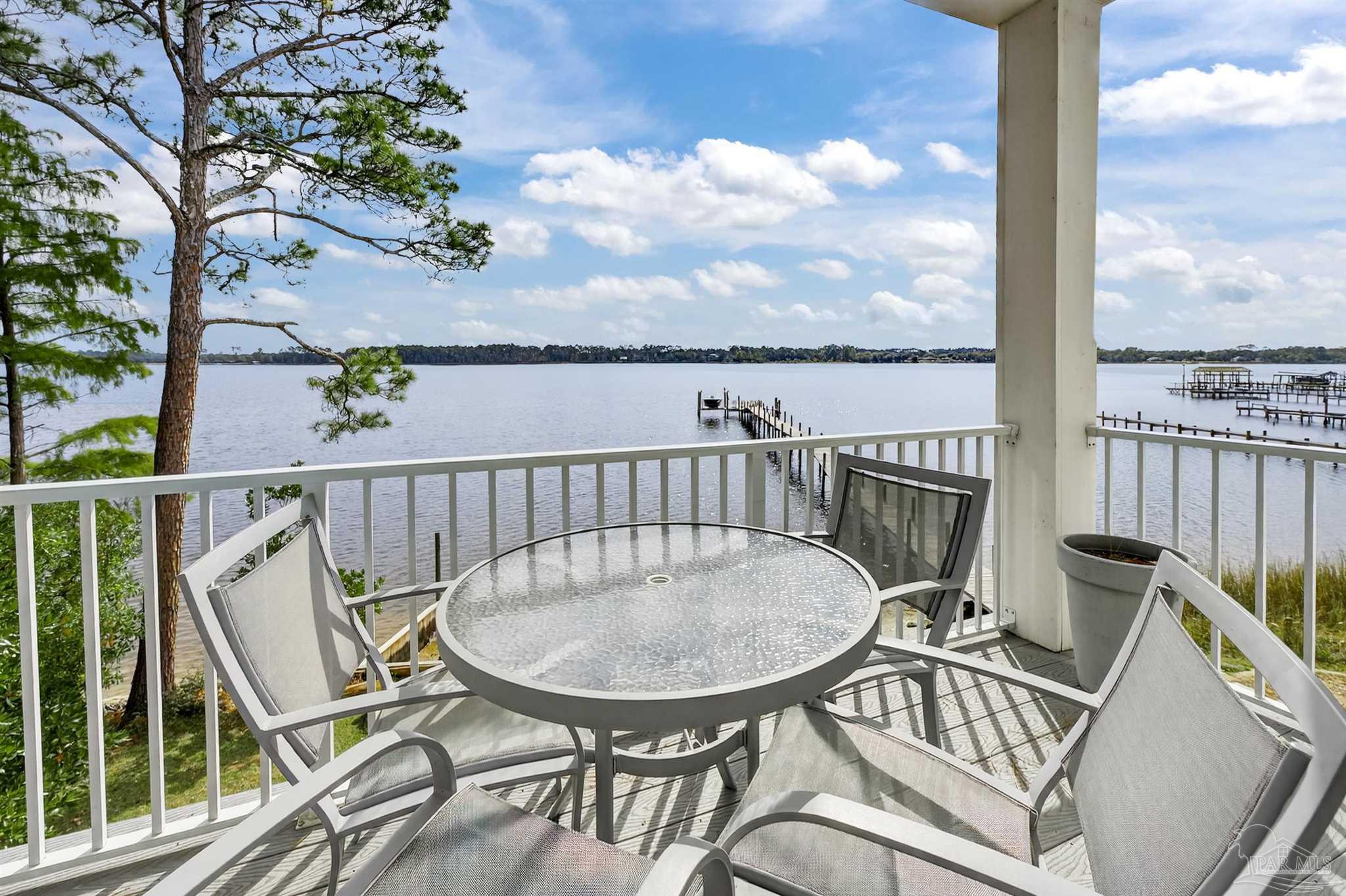 2975 Holley Point Rd