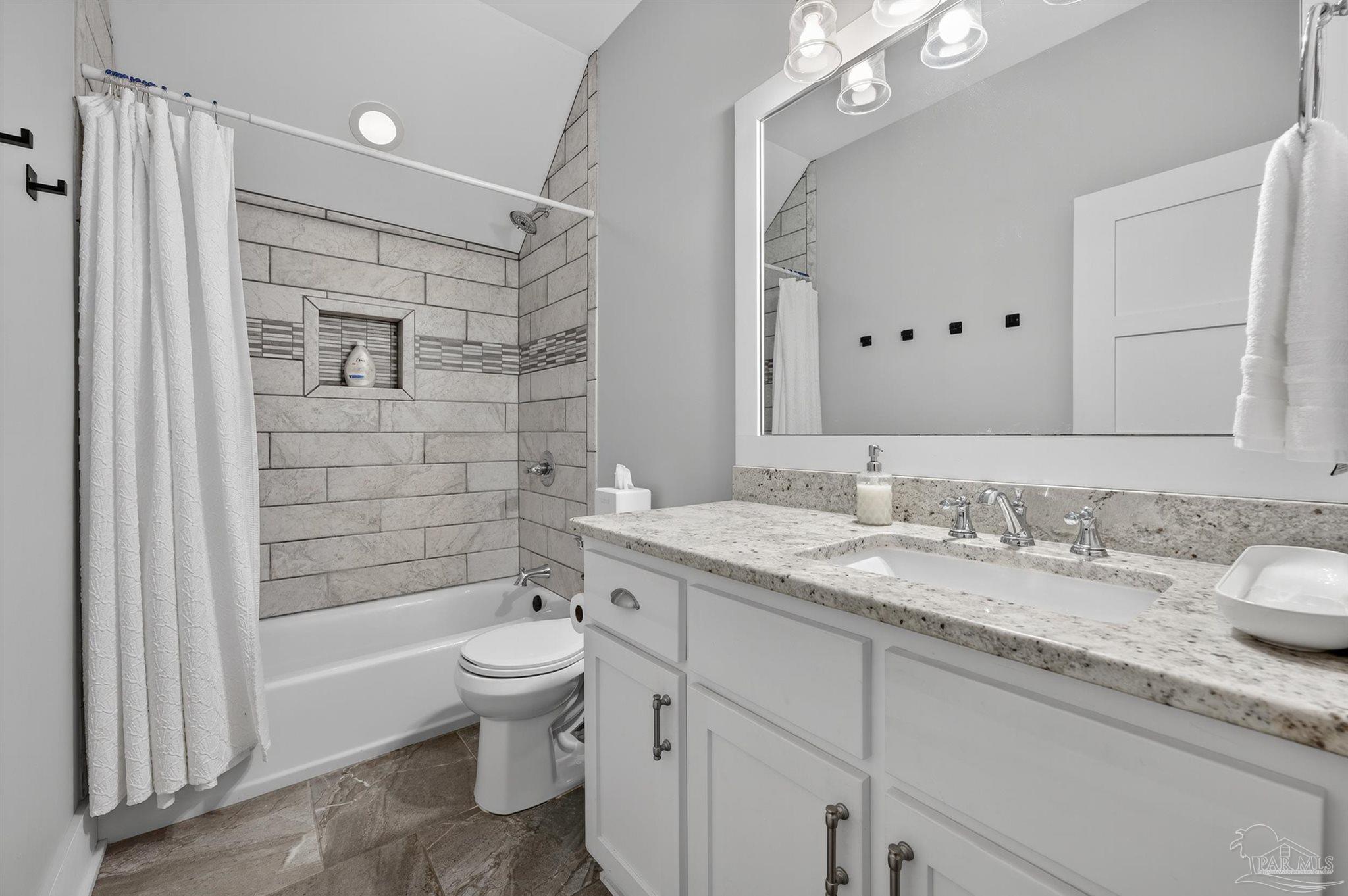 2975 Holley Point Rd