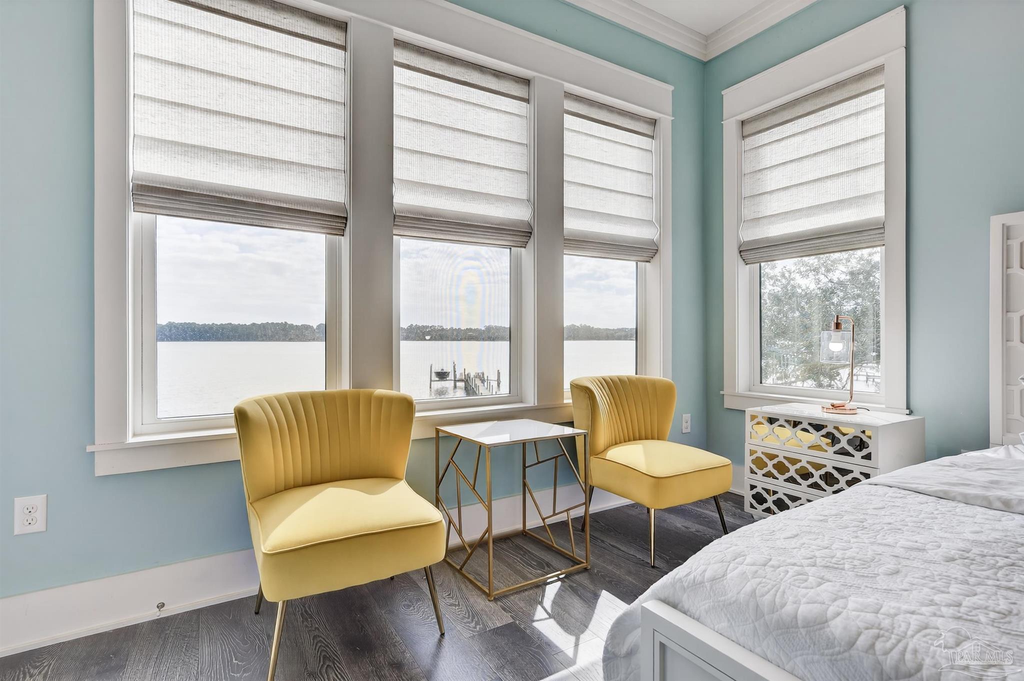 2975 Holley Point Rd