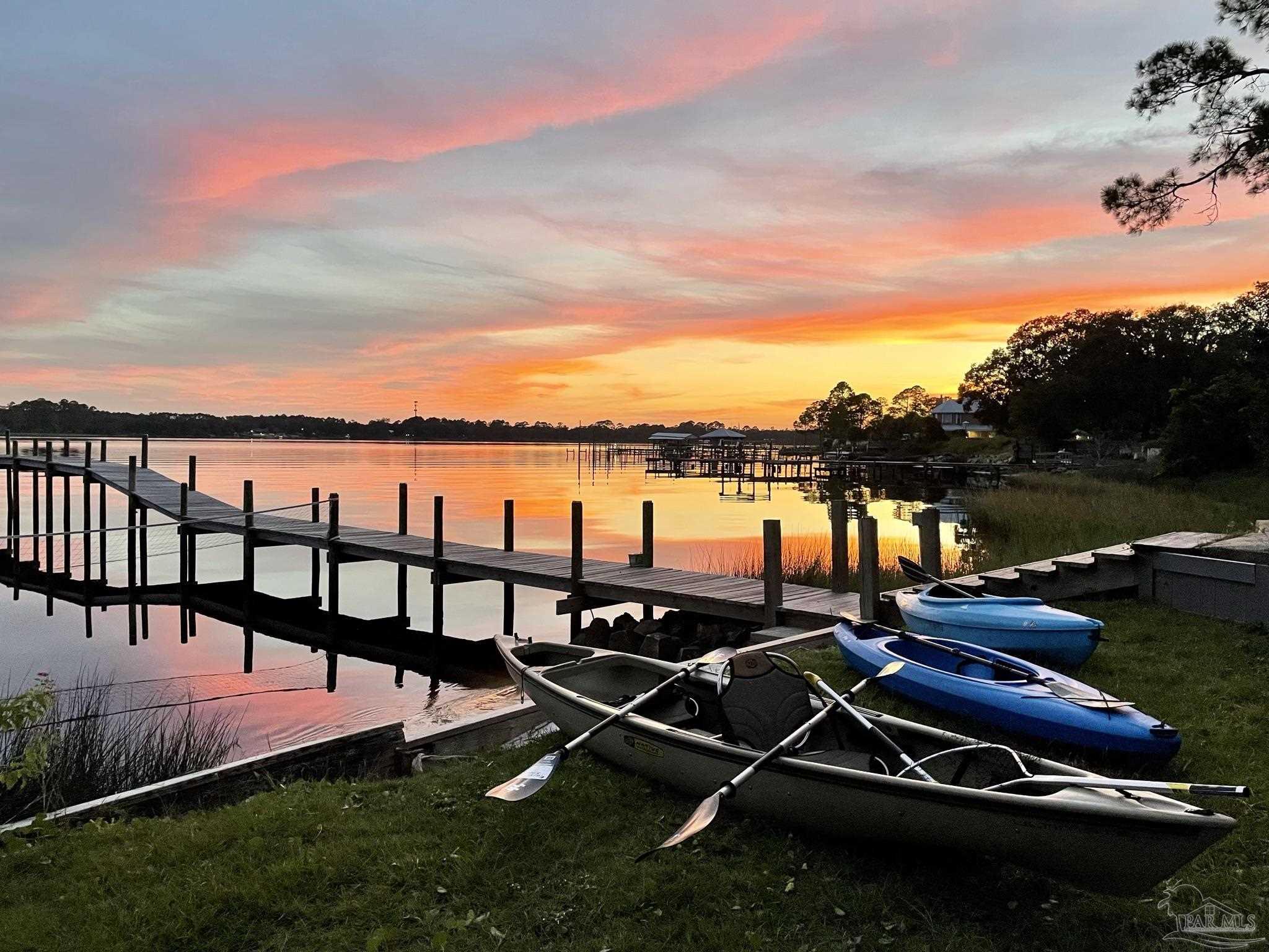 2975 Holley Point Rd