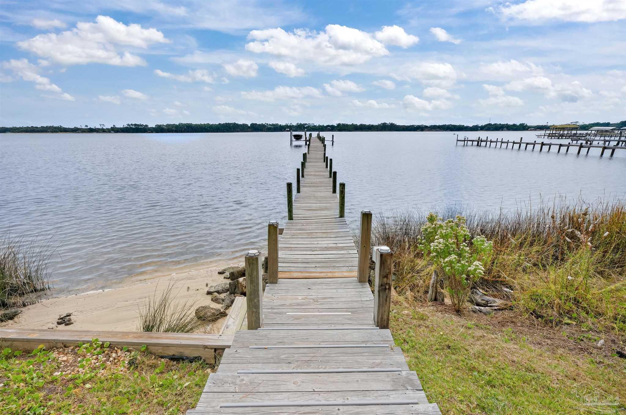 2975 Holley Point Rd