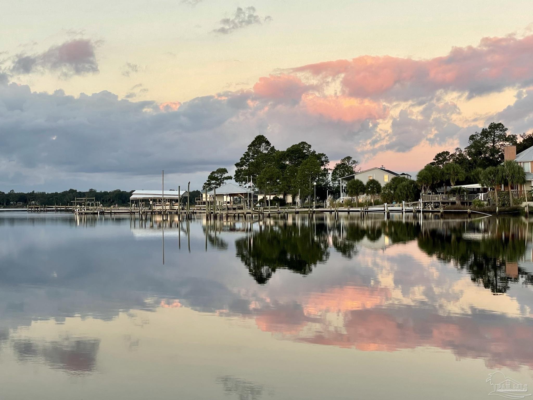 2975 Holley Point Rd