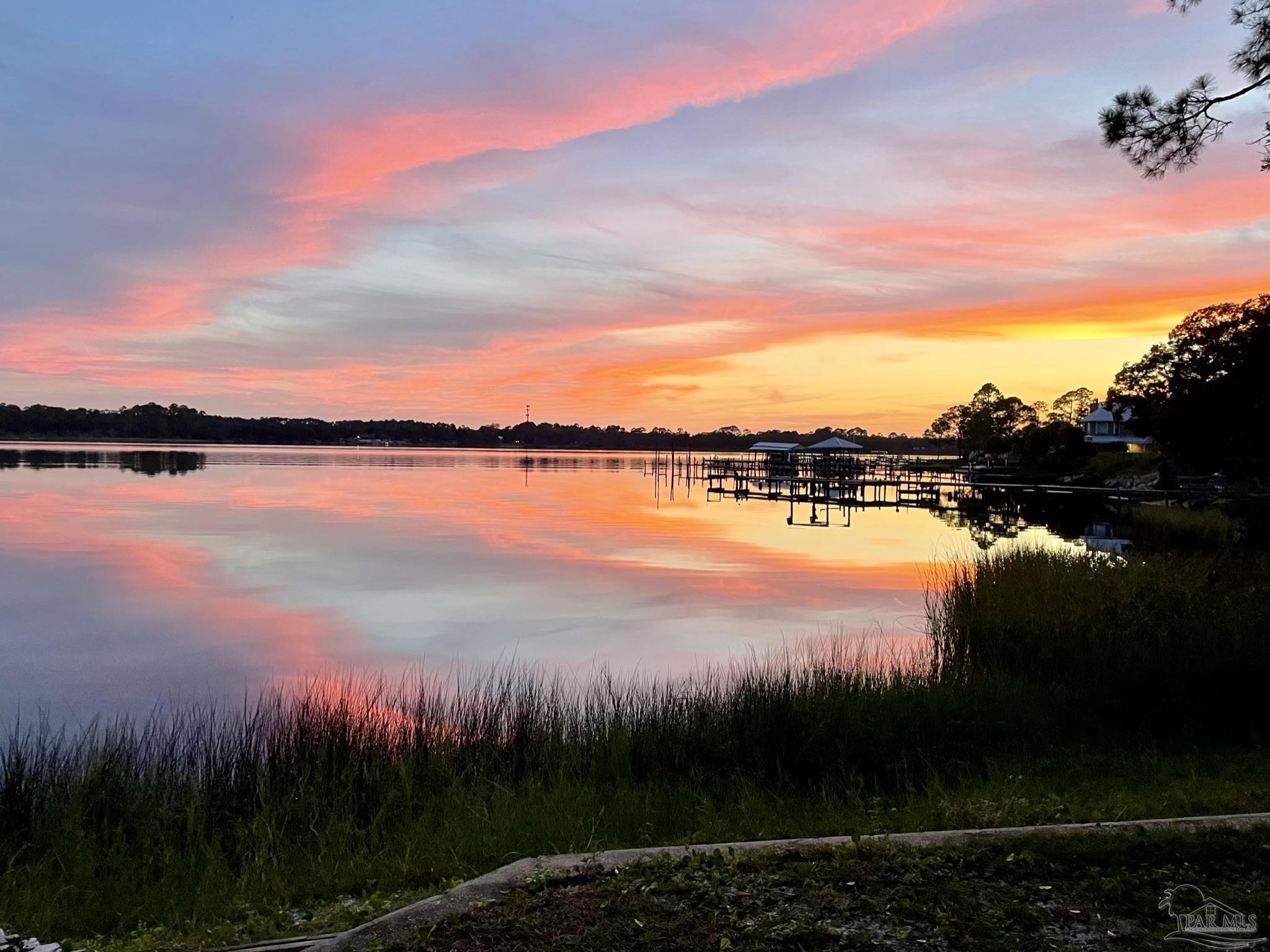 2975 Holley Point Rd