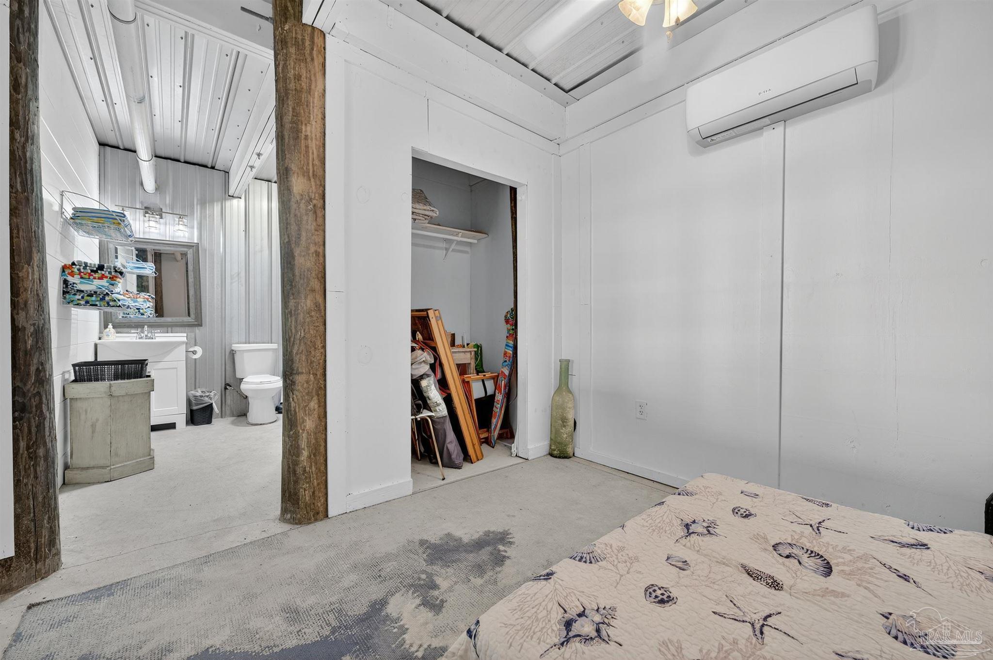 2975 Holley Point Rd