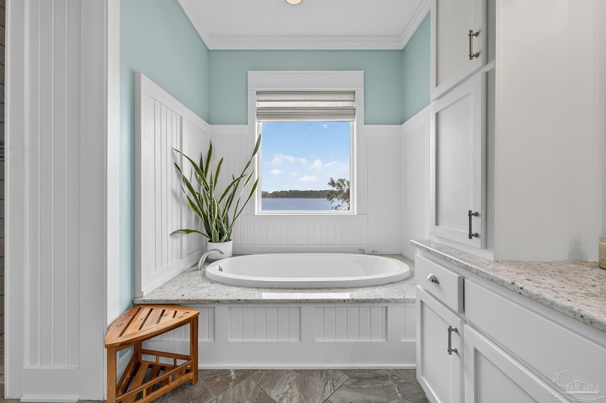 2975 Holley Point Rd