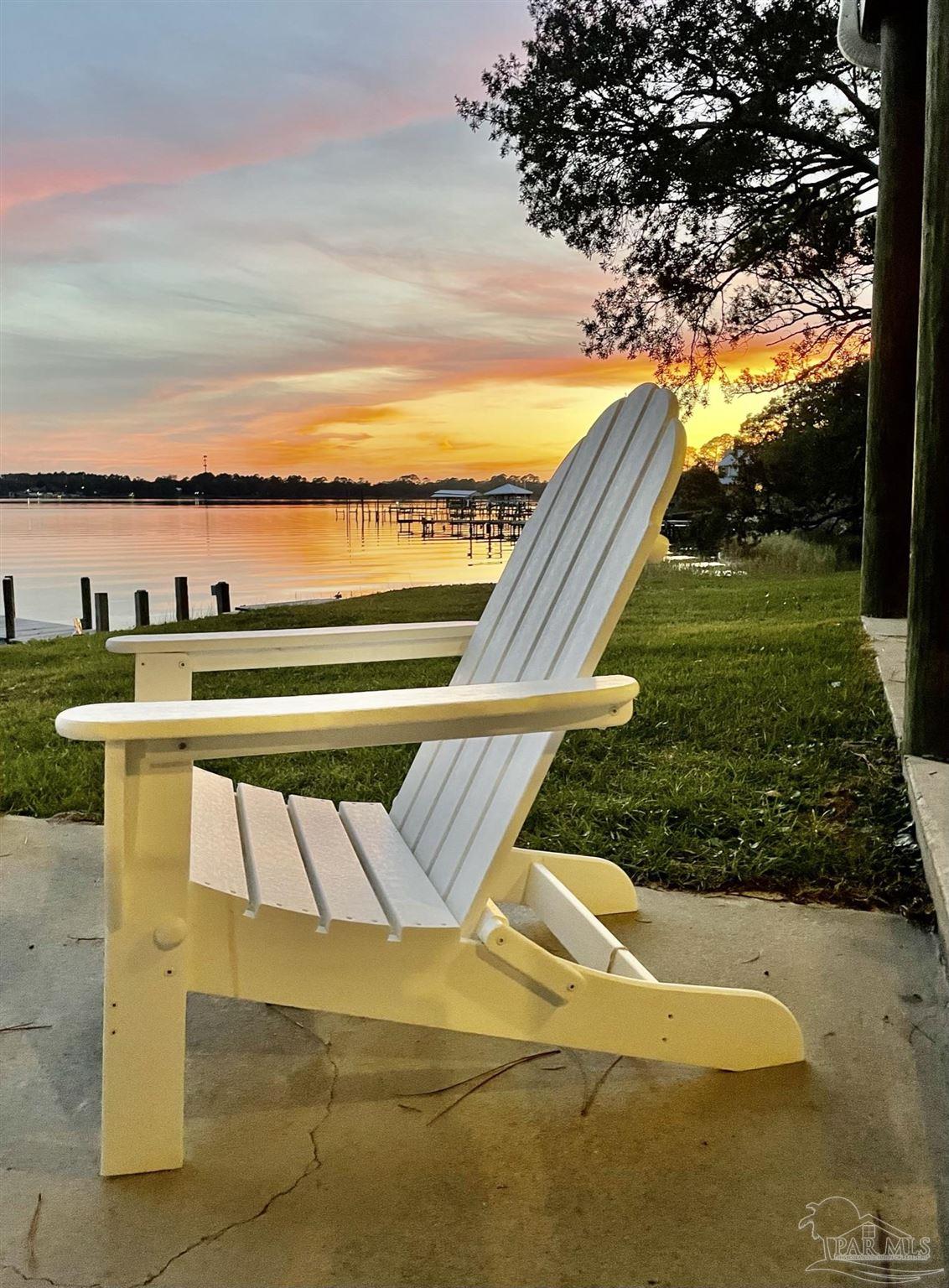 2975 Holley Point Rd