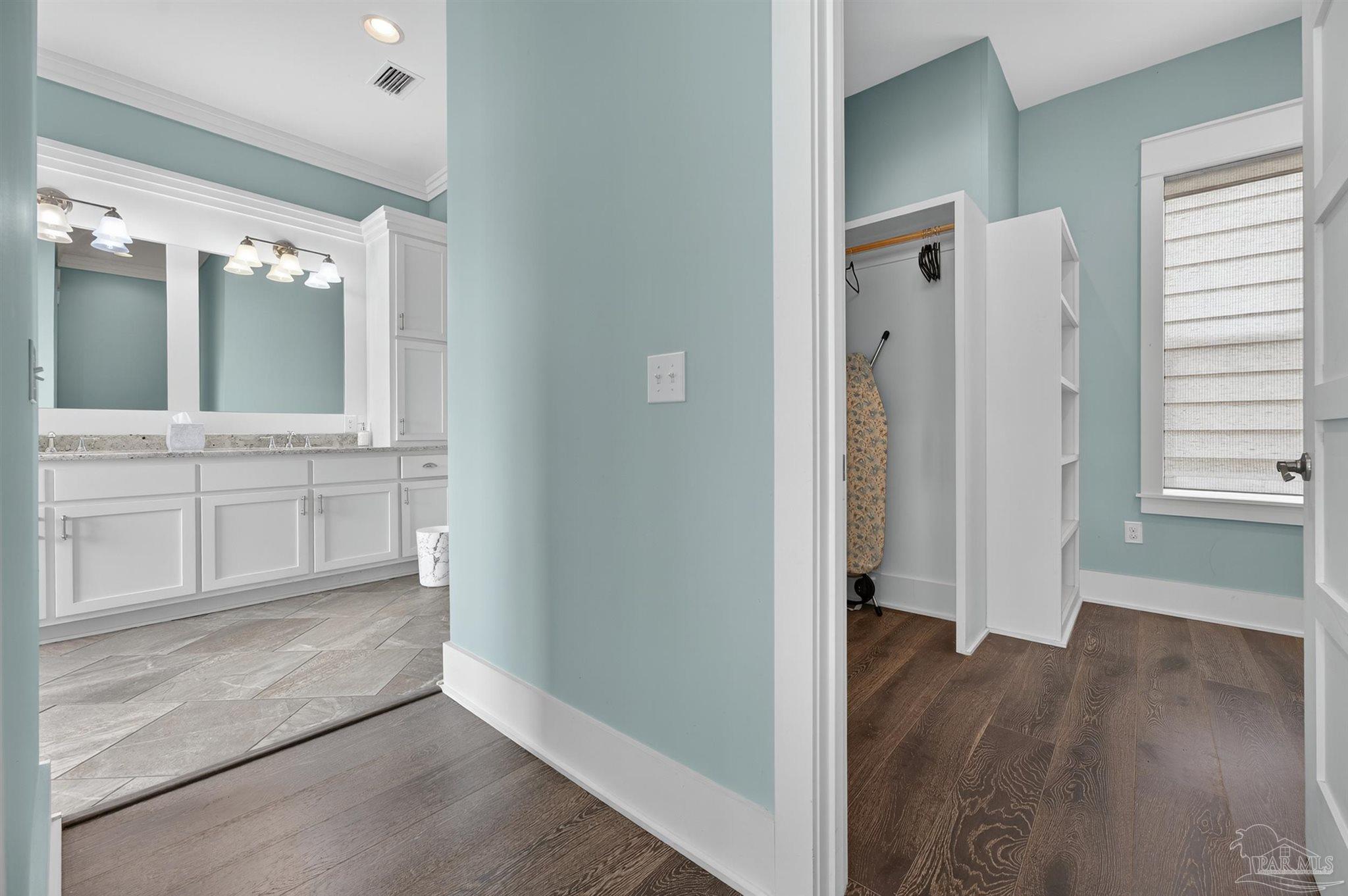 2975 Holley Point Rd