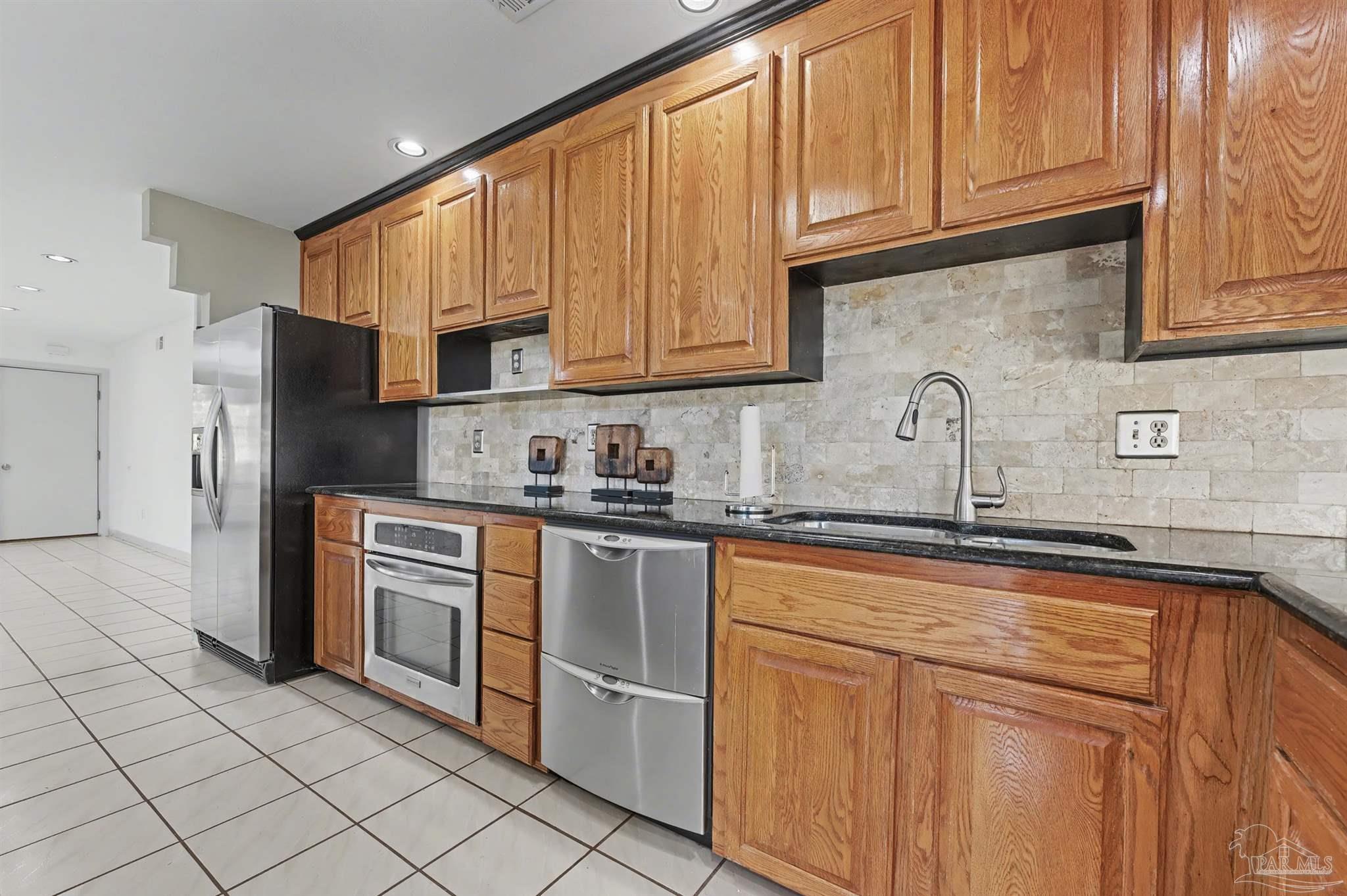 1567 Whisper Bay Blvd