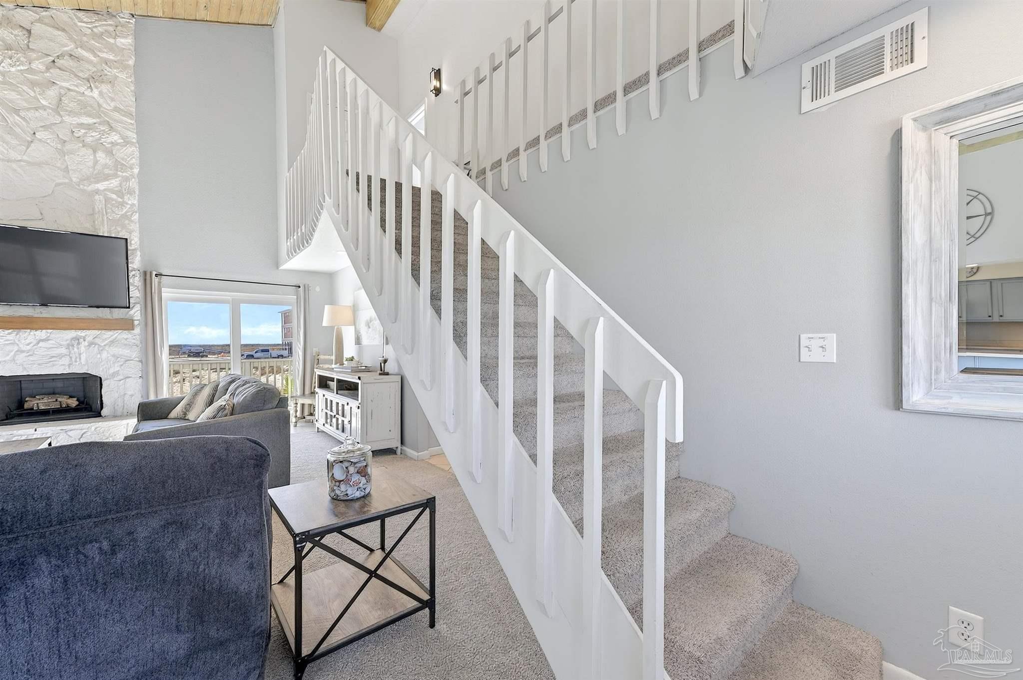 7569 White Sands Blvd