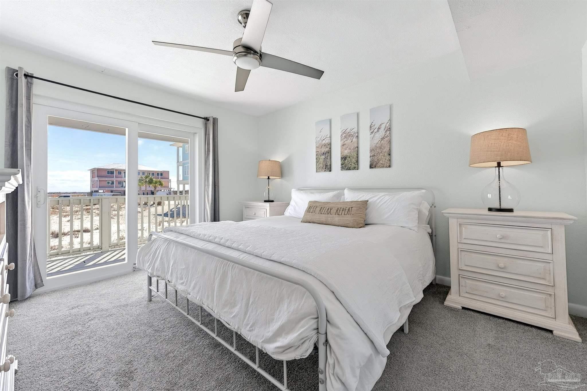 7569 White Sands Blvd