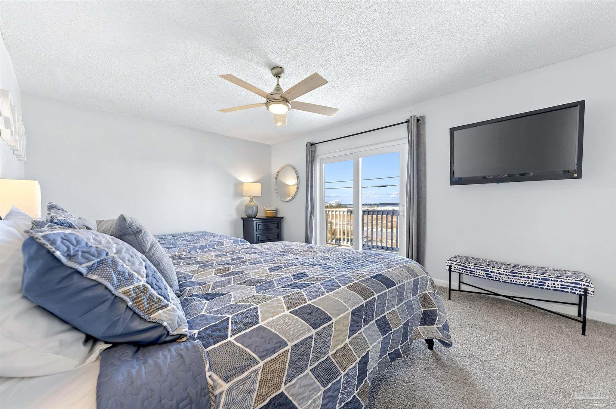 7569 White Sands Blvd