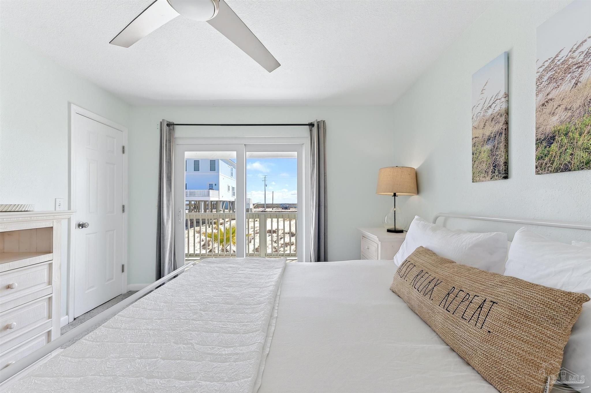 7569 White Sands Blvd