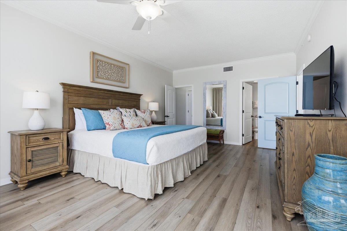 8477 Gulf Blvd # 601