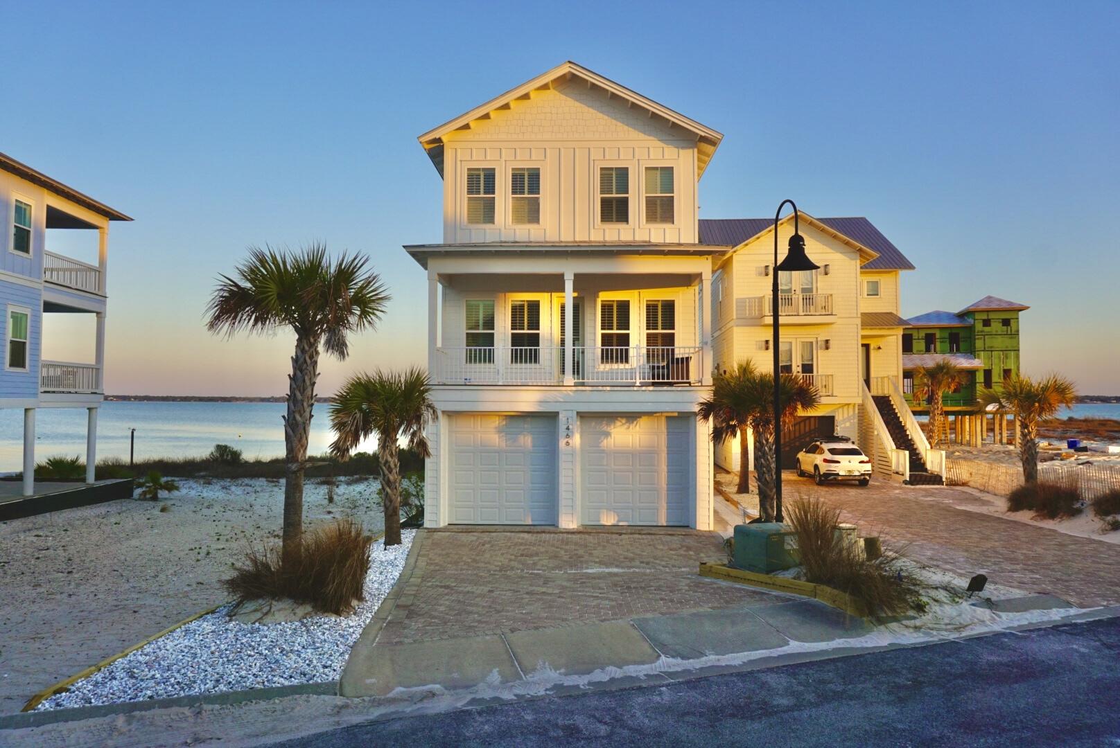 1466 Seaside Circle