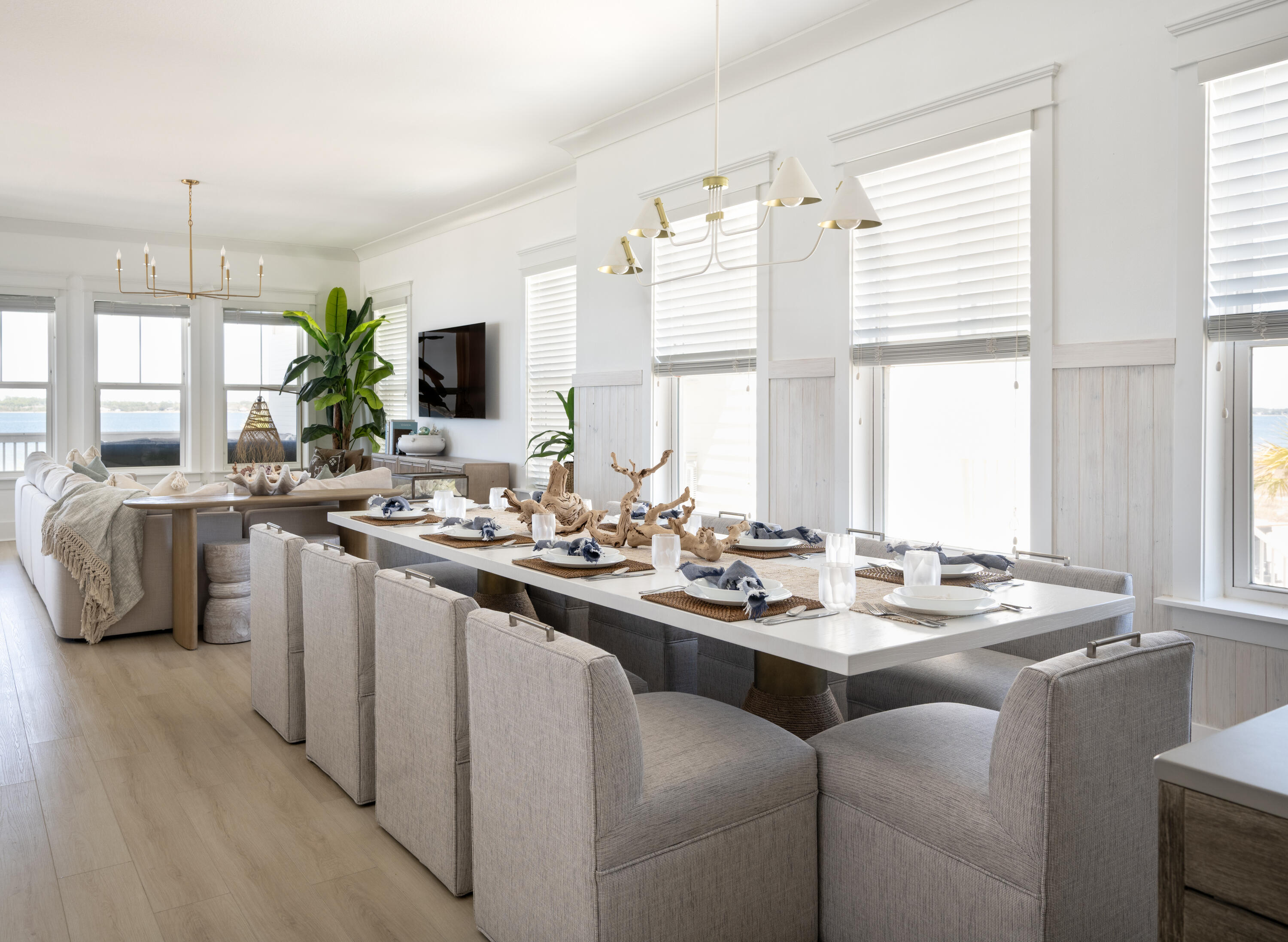 1466 Seaside Circle