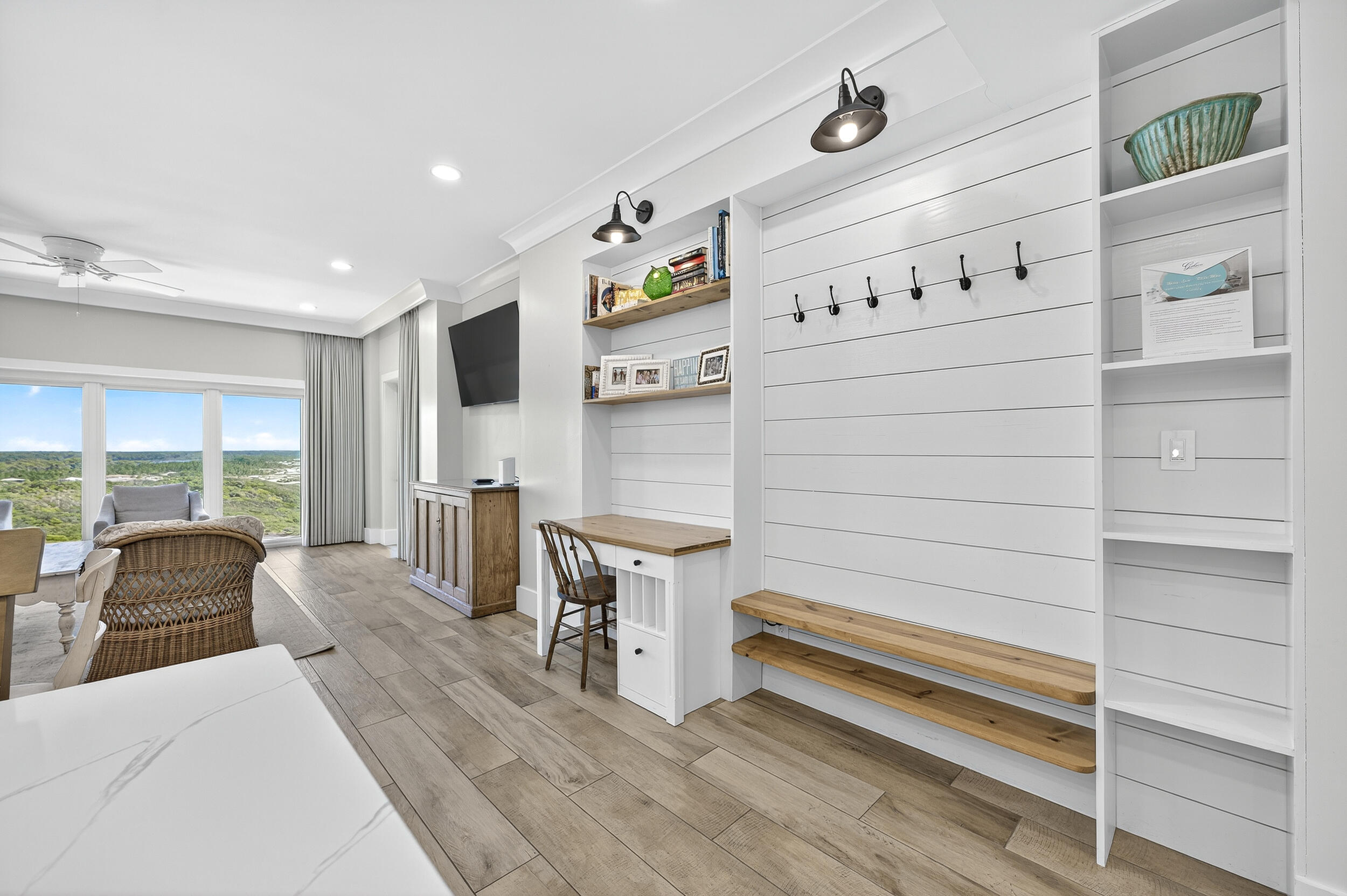 9011 W Us Highway 98, # B1005