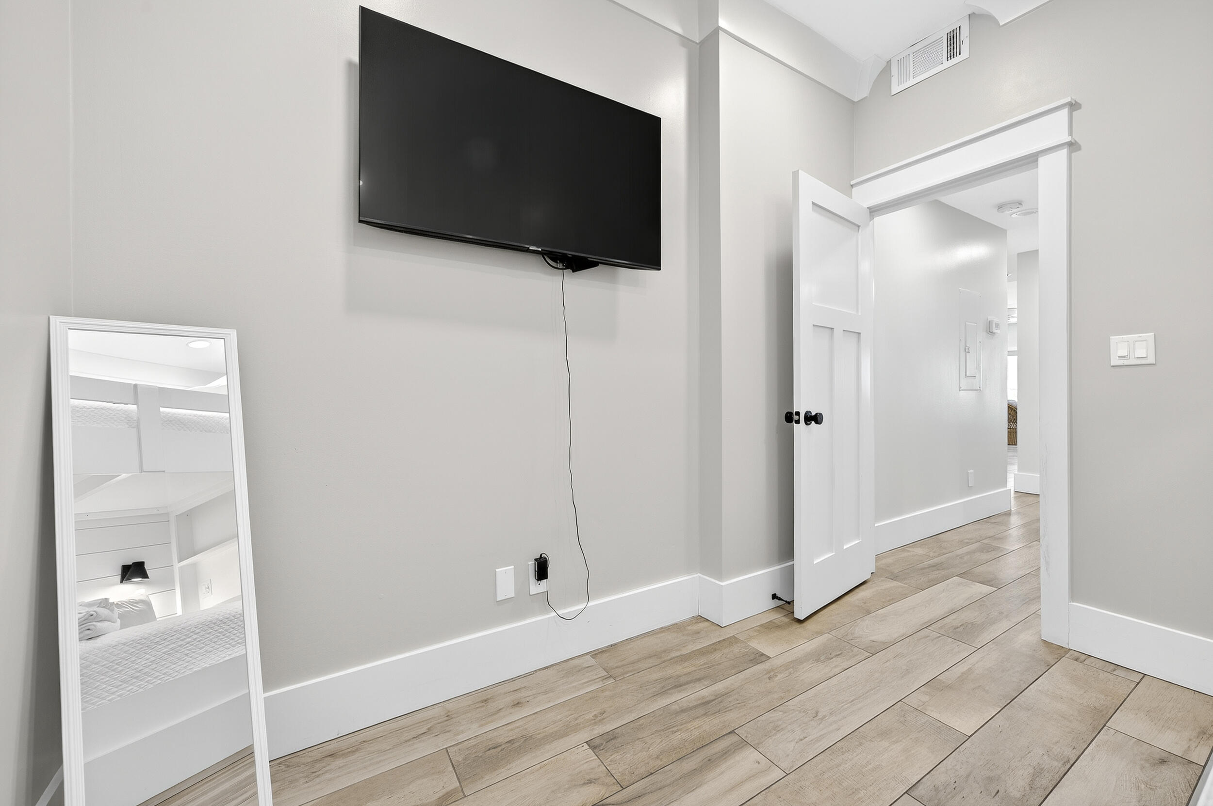 9011 W Us Highway 98, # B1005