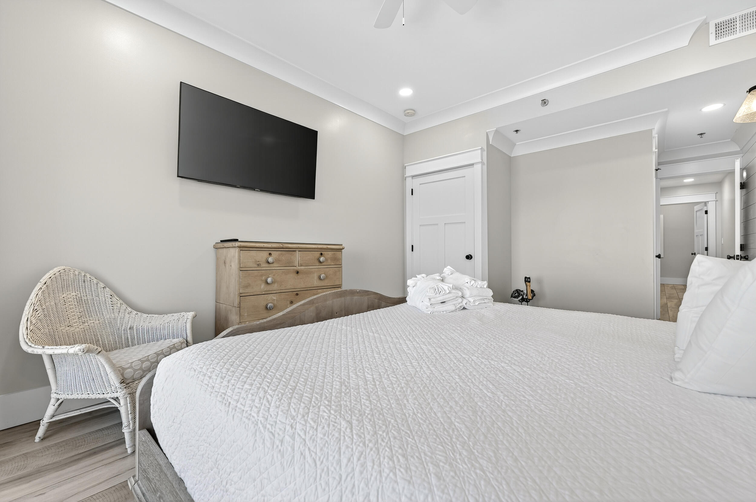 9011 W Us Highway 98, # B1005